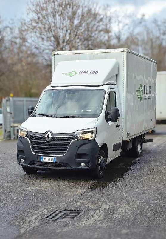 Usata Renault Master 165 CV (121 kW) 2022 Monovolume