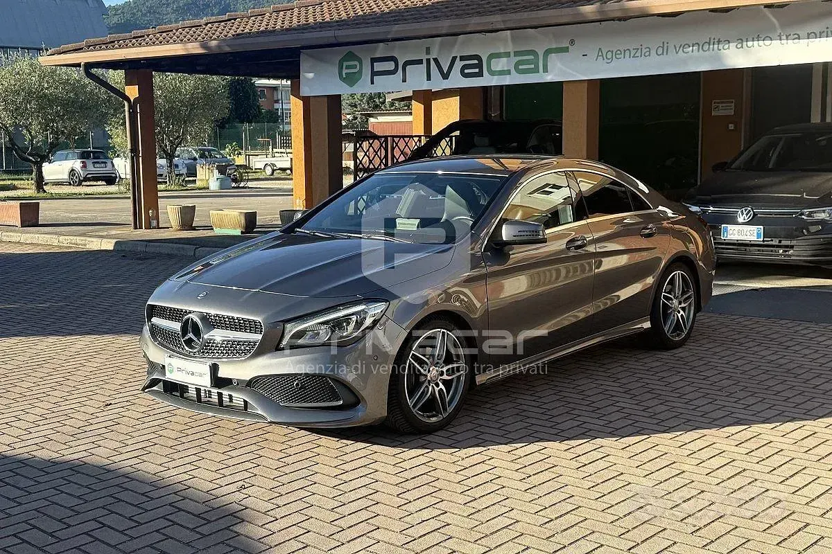 Usata Mercedes CLA200 Premium 136 CV (100 kW) 2017 Grigio Berlina