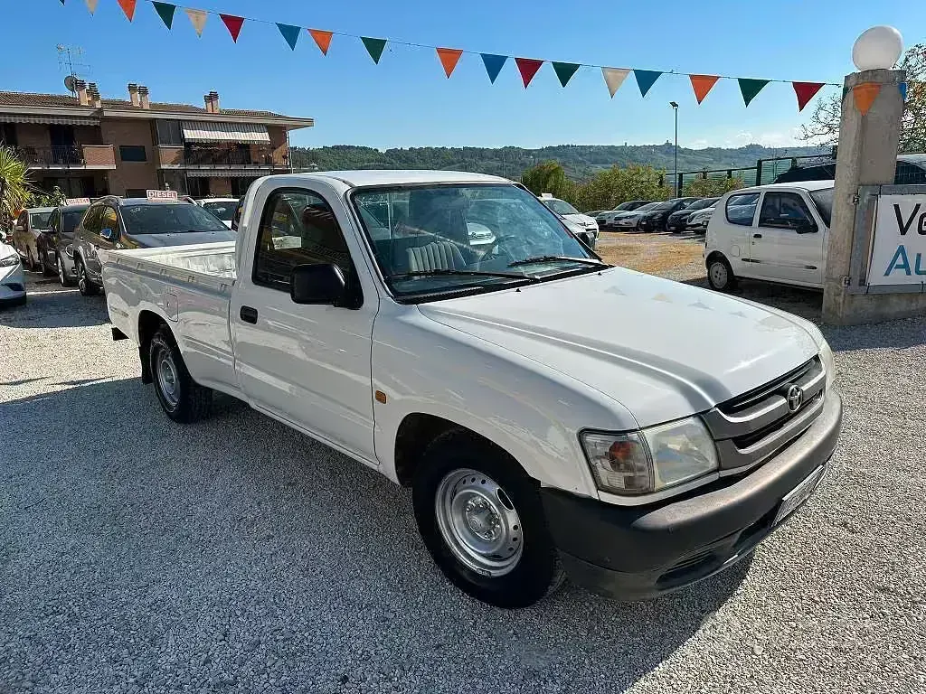 Usata Toyota HiLux 88 CV (64 kW) 2003 Pick-up