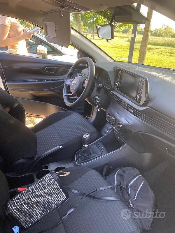 Usata Hyundai i20 84 CV (61 kW) 2022 Nero Berlina