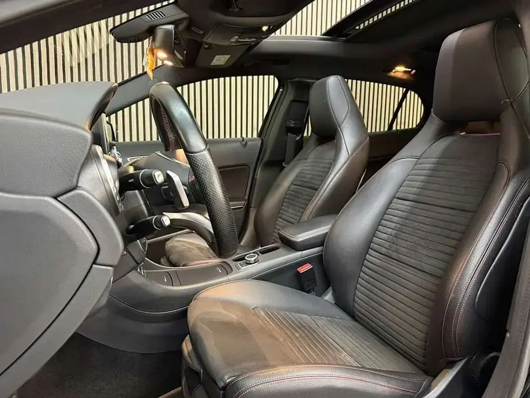 Usata Mercedes GLA220 177 CV (130 kW) 2017 Nero SUV
