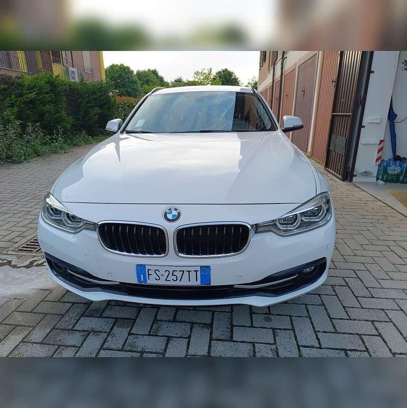 Bianco Usata 2018 BMW 320 M Sport Station wagon | 30.000 € (Molto cara) - Immagine 1/4