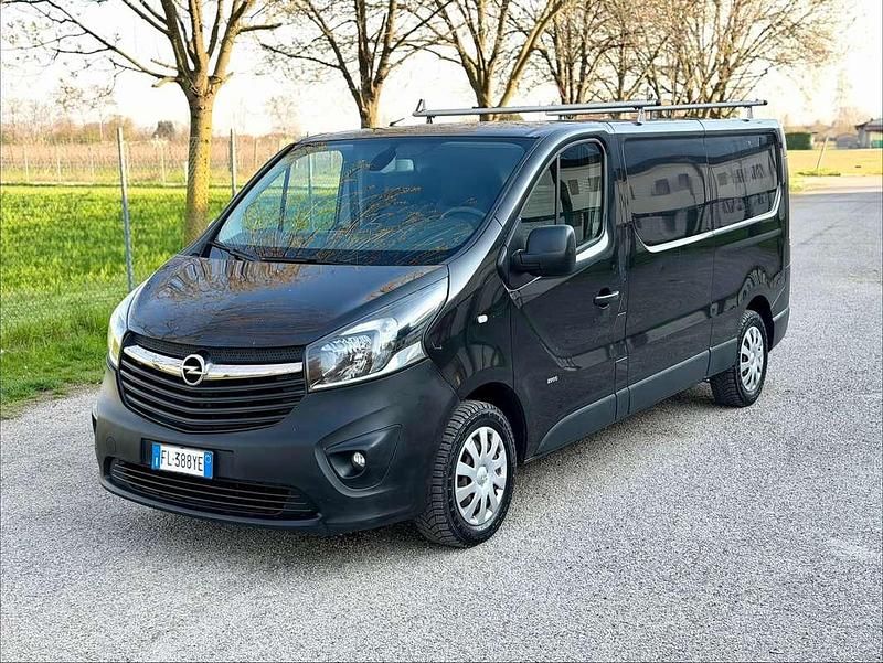 Usata Opel Vivaro Edition 120 CV (88 kW) 2017 Nero Monovolume