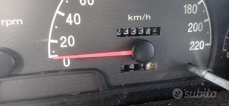 Usata Hyundai Trajet 2002 Monovolume