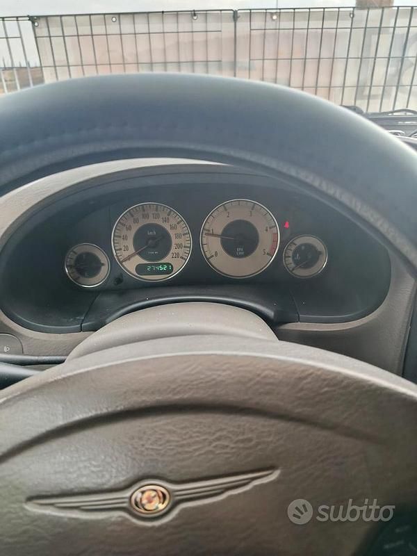 Usata Chrysler Grand Voyager 2001 Grigio Monovolume