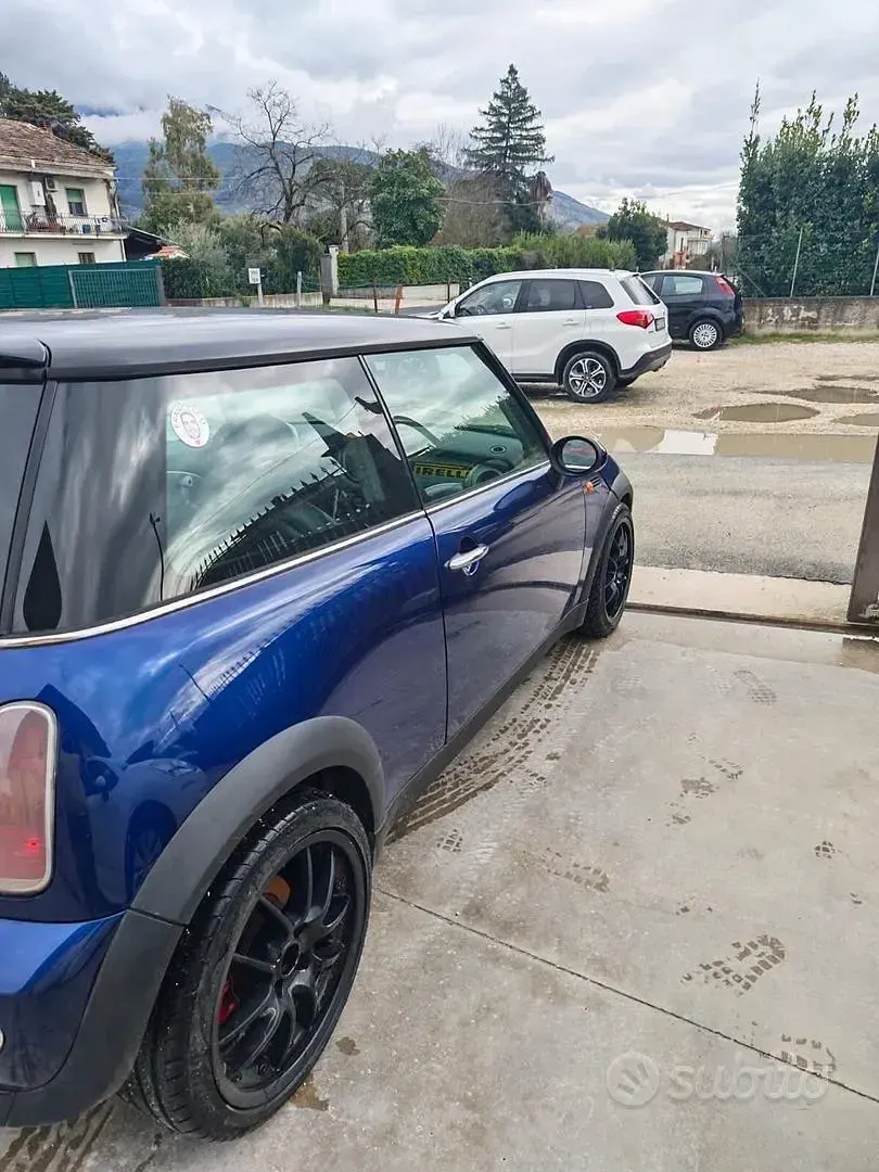 Usata Mini ONE 116 CV (85 kW) 2003 Blu Utilitaria