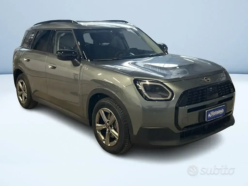 Usata Mini Countryman Classic 150 CV (110 kW) 2024 Verde SUV