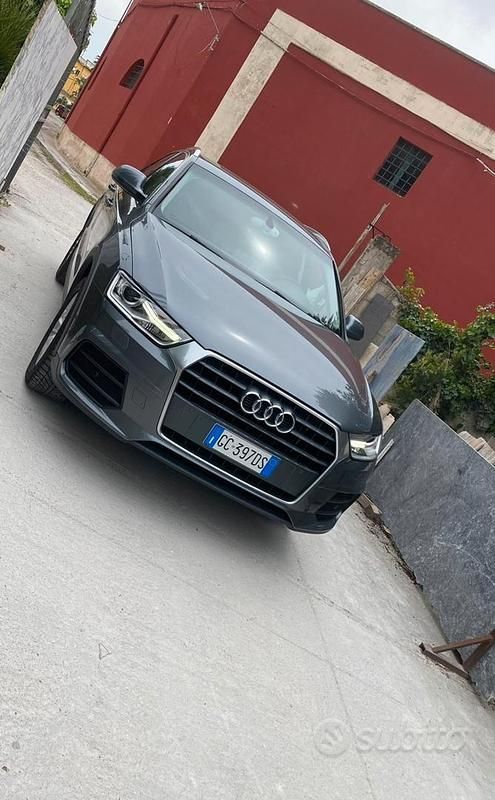 Usata Audi Q3 Business 150 CV (110 kW) 2015 Grigio SUV