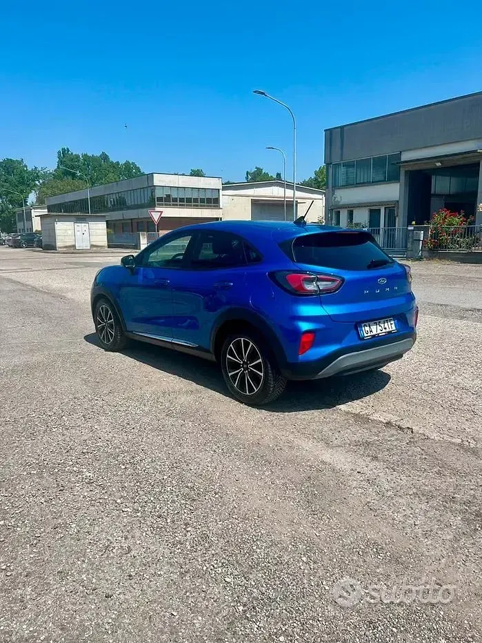 Usata Ford Puma Titanium 125 CV (91 kW) 2020 Blu SUV