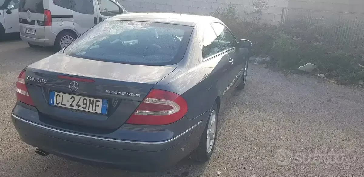 Usata Mercedes CLK200 163 CV (119 kW) 2004 Bluazzurro Coupé