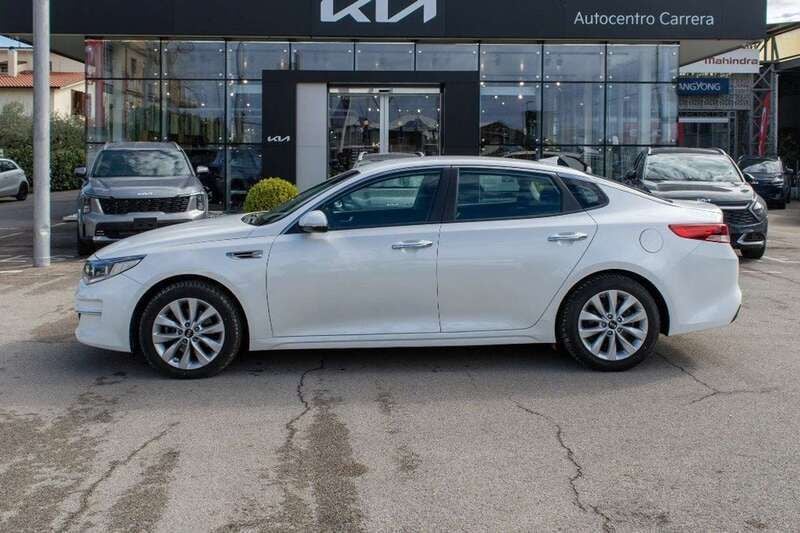 Usata Kia Optima 141 CV (103 kW) 2017 Bianco Berlina