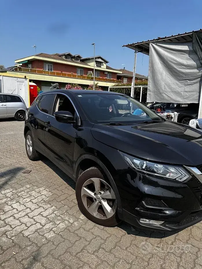 Usata Nissan Qashqai Tekna+ 110 CV (80 kW) 2019 Nero SUV