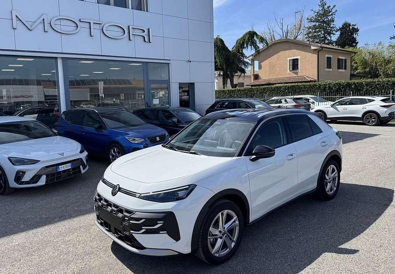 Nuova VW T-Roc Style 150 CV (110 kW) 2026 Pure white tetto nero SUV