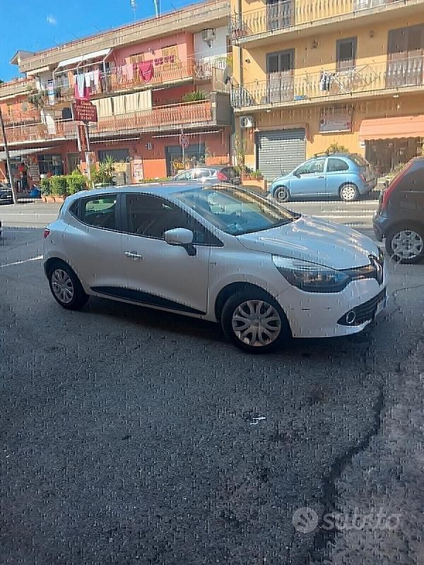 Usata Renault Clio IV 75 CV (55 kW) 2015 Bianco Berlina