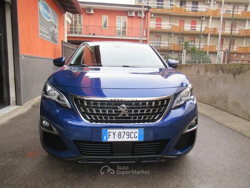 Usata Peugeot 3008 Business-Line 131 CV (96 kW) 2019 Blu SUV