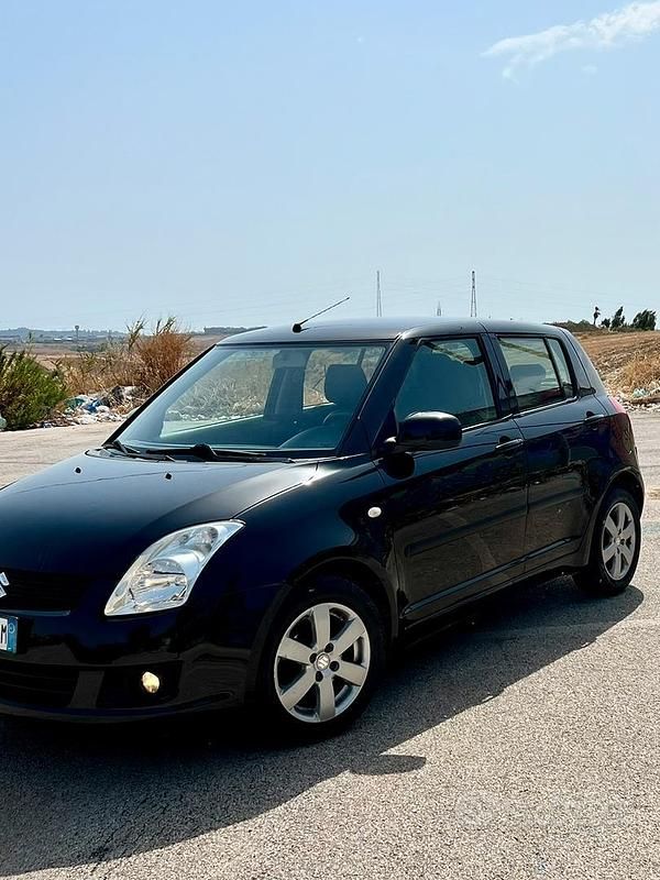 Usata Suzuki Swift 75 CV (55 kW) 2009 Nero Utilitaria
