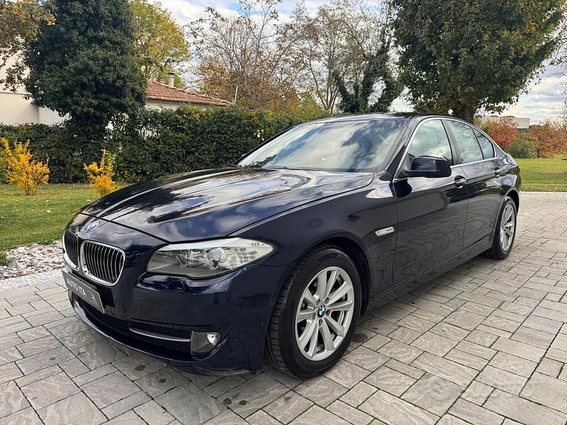 Usata BMW 520 184 CV (135 kW) 2012 Blu/azzurro Berlina