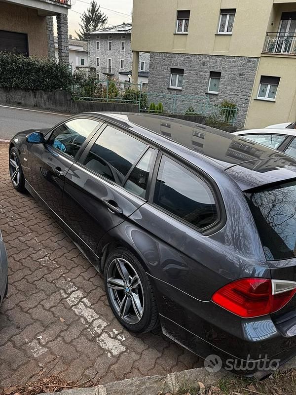 Usata BMW 320 163 CV (119 kW) 2007 Grigio Station wagon