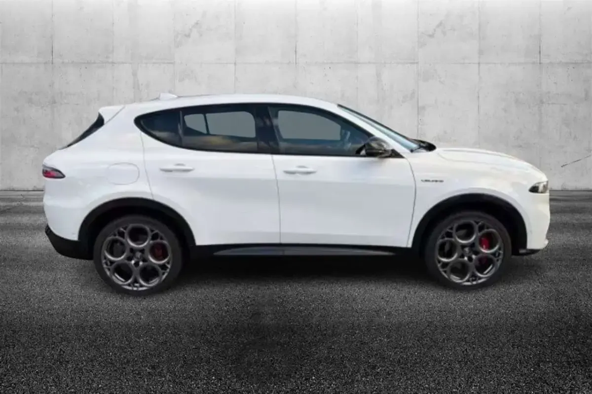 Usata Alfa Romeo Tonale Veloce 279 CV (205 kW) 2023 Bianco SUV