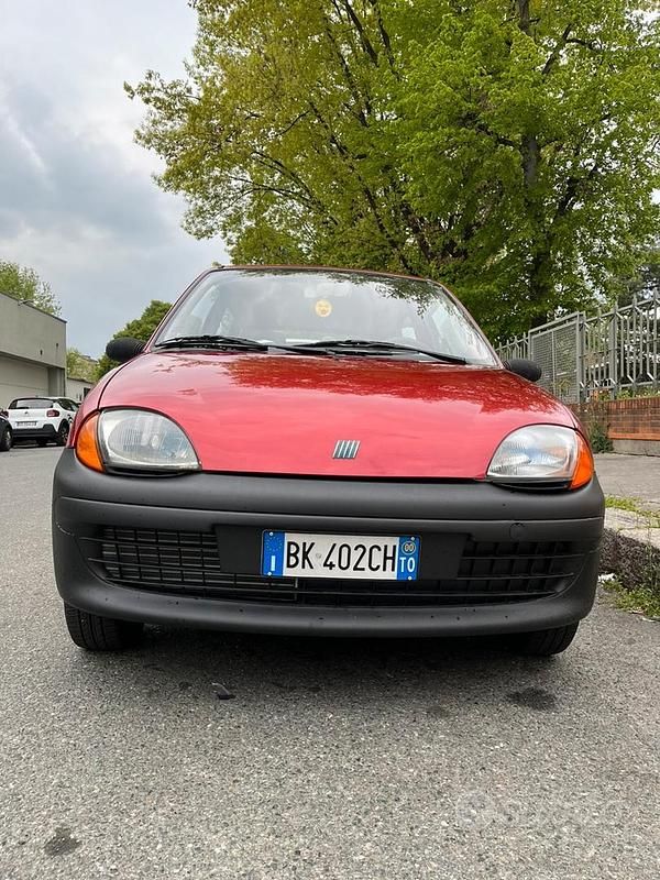 Usata Fiat 600 2000 Rosso Utilitaria