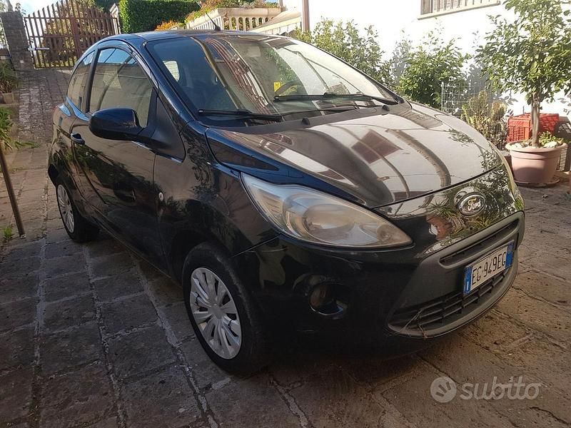 Nero Usata 2011 Ford Ka Due volumi | 3000 € - Immagine 1/4