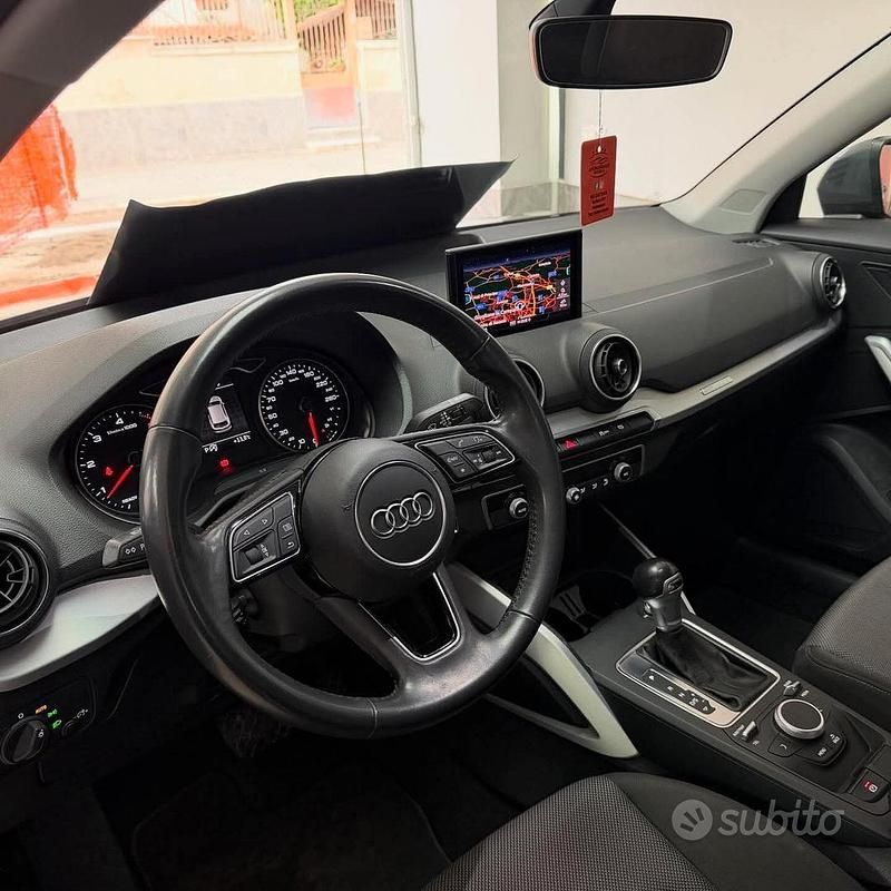 Usata Audi Q2 116 CV (85 kW) 2020 Grigio SUV