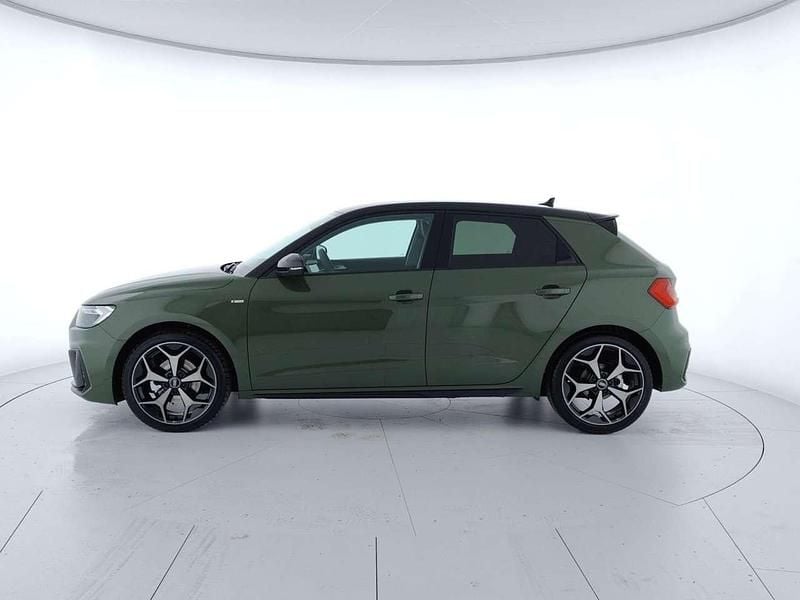 Nuova Audi A1 116 CV (85 kW) 2025 Verde SUV