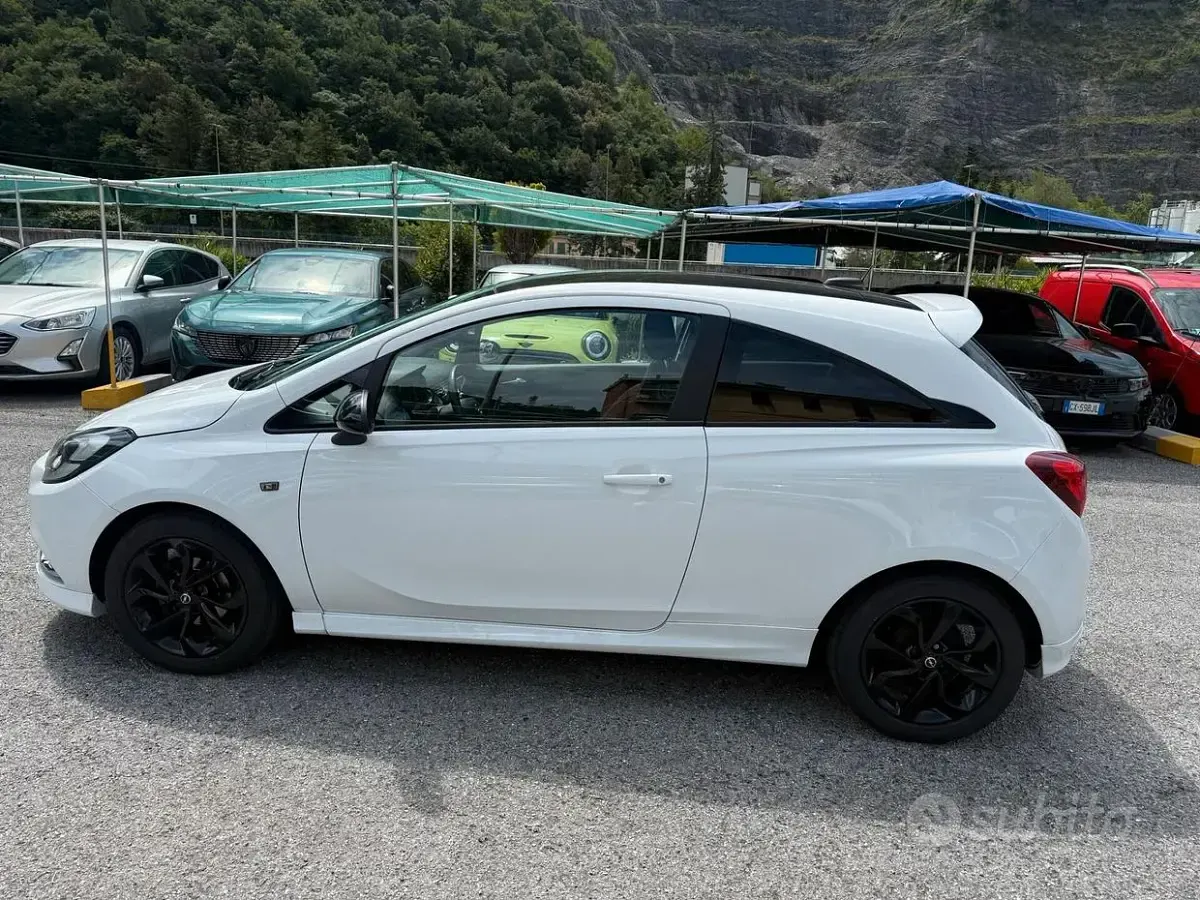 Usata Opel Corsa 90 CV (66 kW) 2018 Bianco Utilitaria