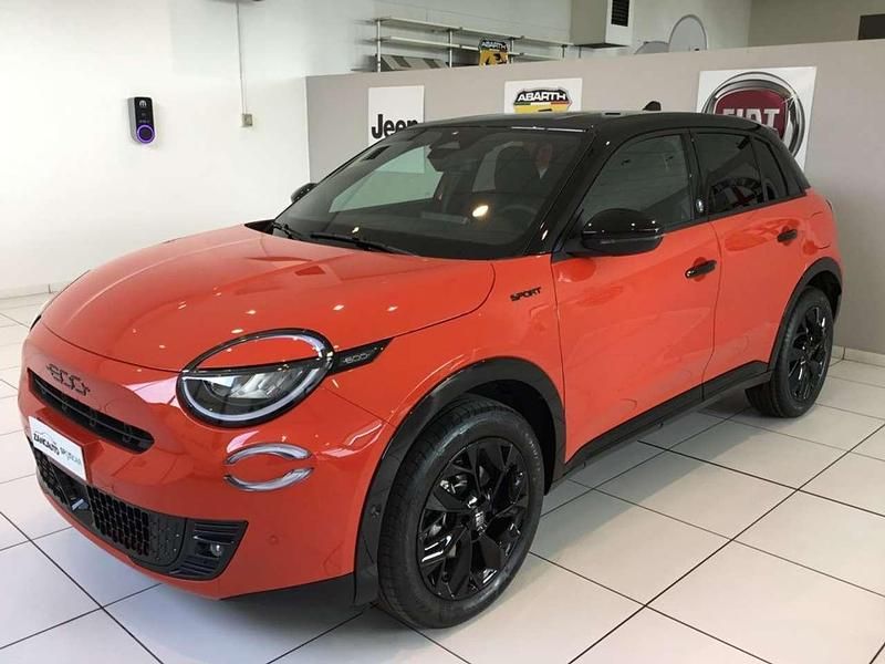 Nuova Fiat 600 Sport 110 CV (80 kW) 2026 Arancione SUV