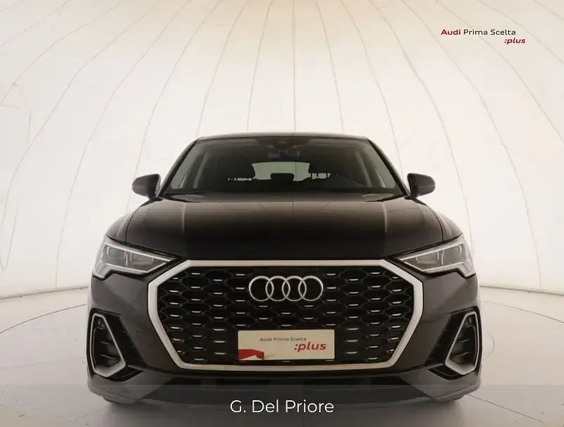 Usata Audi Q3 Sportback S-Line 150 CV (110 kW) 2023 Nero SUV
