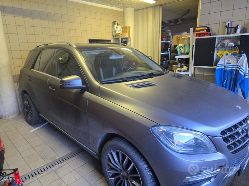 Usata Mercedes ML350 Premium 306 CV (225 kW) 2013 Nero SUV