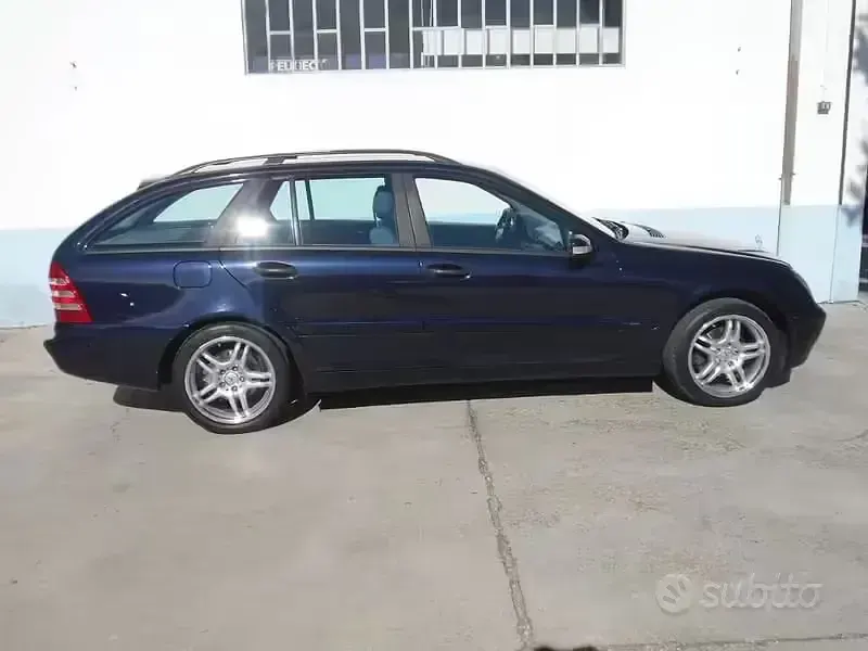 Occasion Mercedes C220 Classic 143 ch (105 kW) 2003 Bleue Break