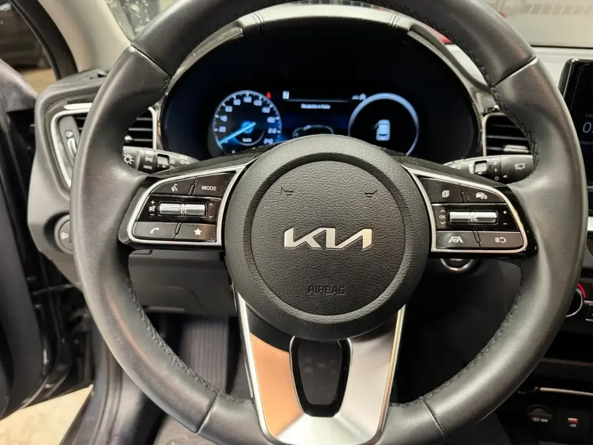 Usata Kia XCeed Style 160 CV (117 kW) 2024 Grigio SUV