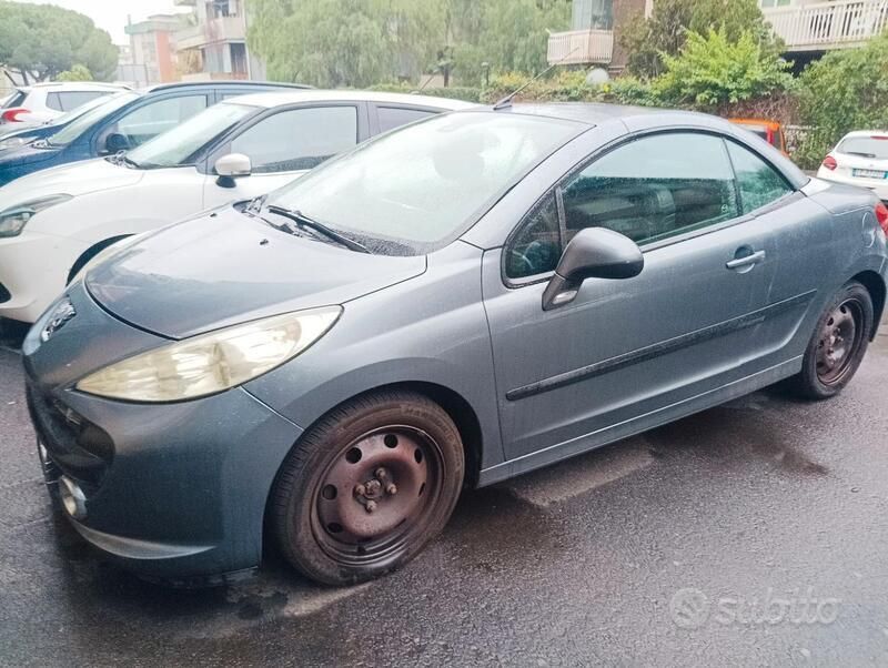 Usata Peugeot 207 109 CV (80 kW) 2007 Grigio Cabrio