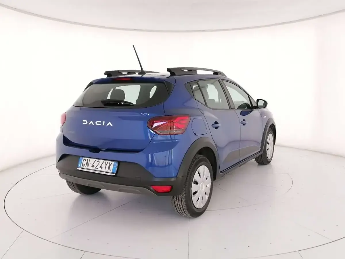 Usata Dacia Sandero Expression 101 CV (74 kW) 2023 Blu/azzurro Berlina