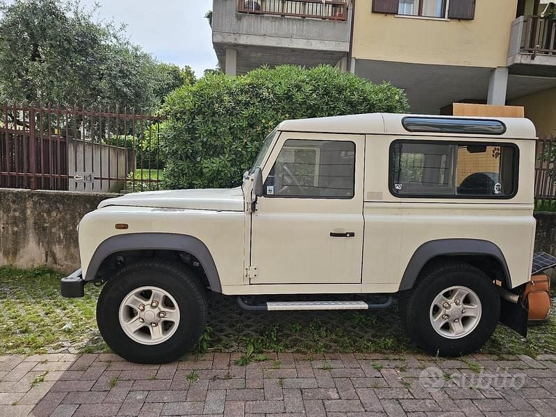 Usata Land Rover Defender 2005 SUV