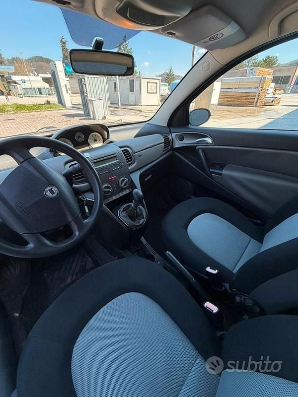 Usata Lancia Ypsilon 2006 Nero Utilitaria