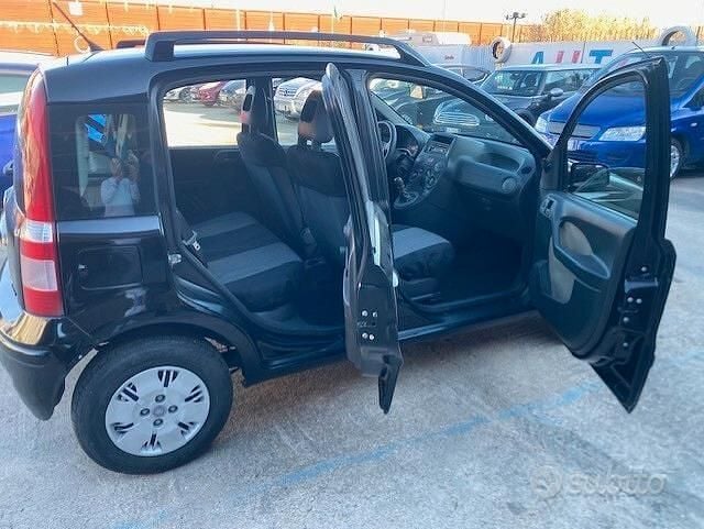 Usata Fiat Panda Dynamic 69 CV (50 kW) 2009 Nero Utilitaria