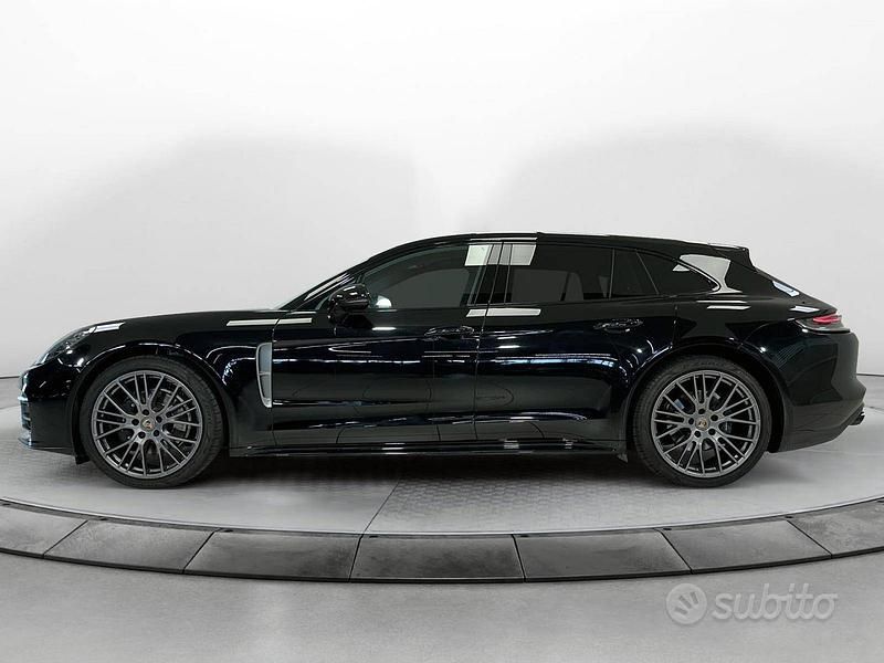 Usata Porsche Panamera Platinum Edition 449 CV (330 kW) 2022 Nero / pastello Berlina