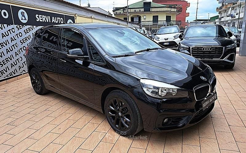 Usata BMW 218 Active Tourer Comfort Edition 150 CV (110 kW) 2017 Nero Monovolume