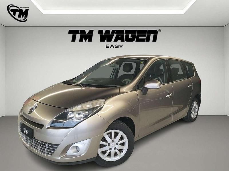 Beige Usata 2010 Renault Scénic III Luxe Monovolume | 5900 € (Buon prezzo) - Immagine 1/4