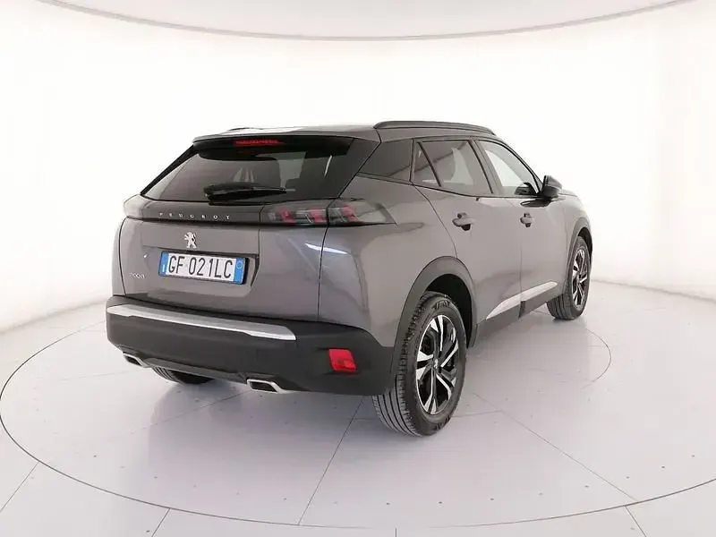 Usata Peugeot 2008 Allure 131 CV (96 kW) 2021 Grigio SUV