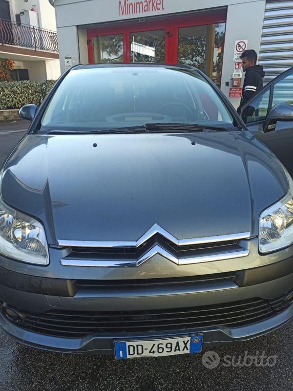 Usata Citroën C4 88 CV (64 kW) 2006 Grigio Berlina