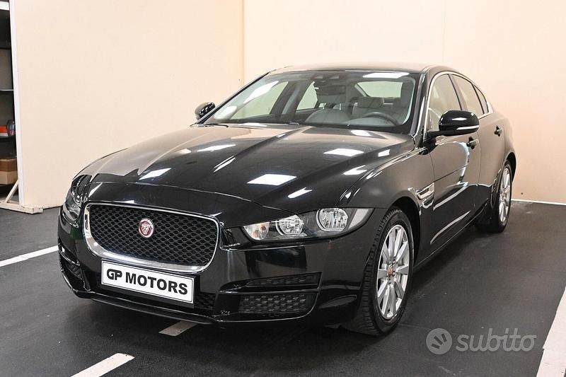 Usata Jaguar XE 180 CV (132 kW) 2016 Nero Berlina