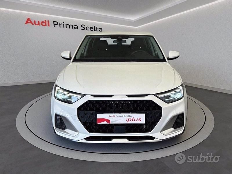 Usata Audi A1 Admired 95 CV (69 kW) 2023 Bianco ghiaccio metallizzato SUV