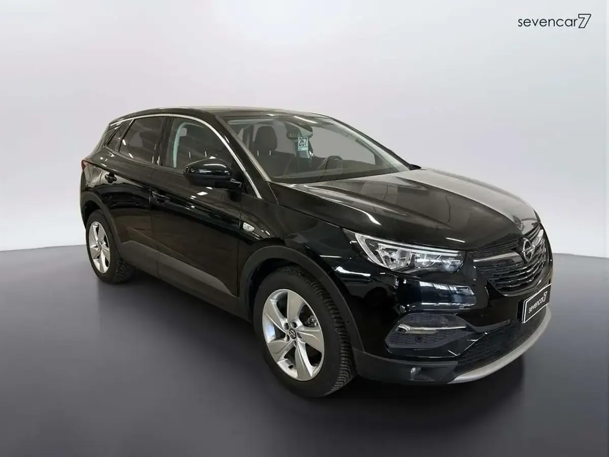 Usata Opel Grandland X Innovation 131 CV (96 kW) 2019 Nero SUV