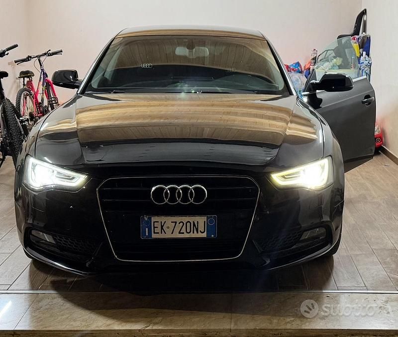 Nero Usata 2012 Audi A5 Sportback Due volumi | 11.900 € - Immagine 1/4