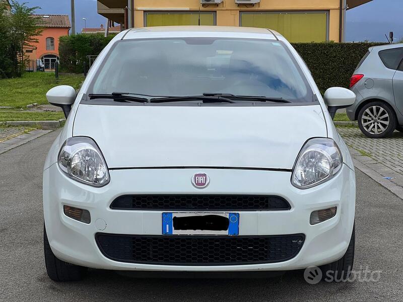 Usato 2012 Fiat Punto Evo 1.4 Benzin 77 CV (3.500 €)