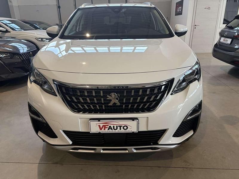Usata Peugeot 5008 Allure 131 CV (96 kW) 2020 Bianco SUV