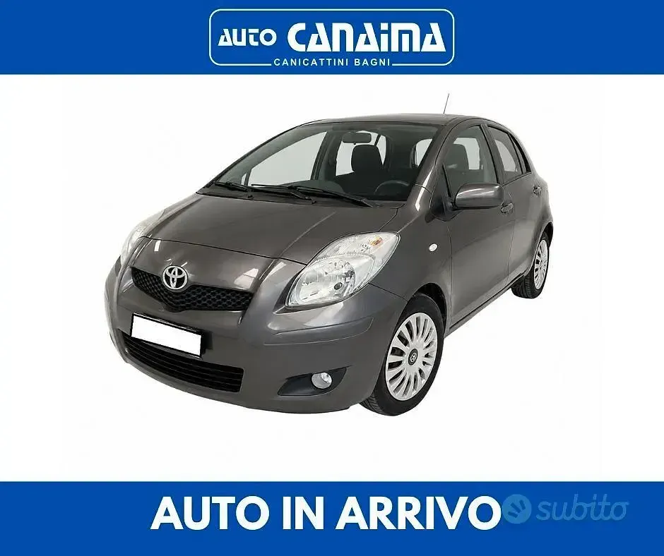 Usata Toyota Yaris 90 CV (66 kW) 2010 Utilitaria